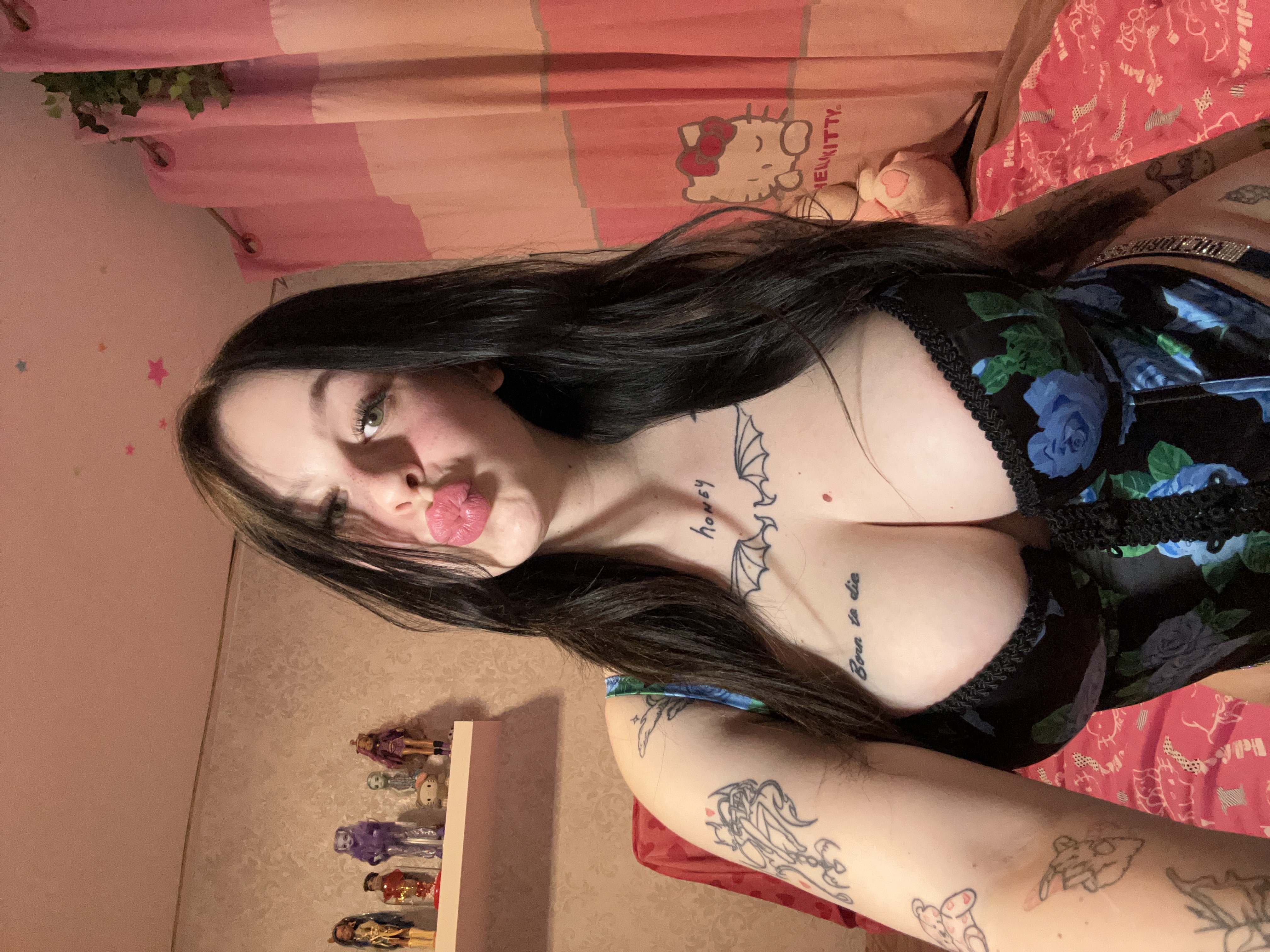 Klaudusia 💕 - Ostra zabawa moją mokrą cipka i cyckami 😈🤤