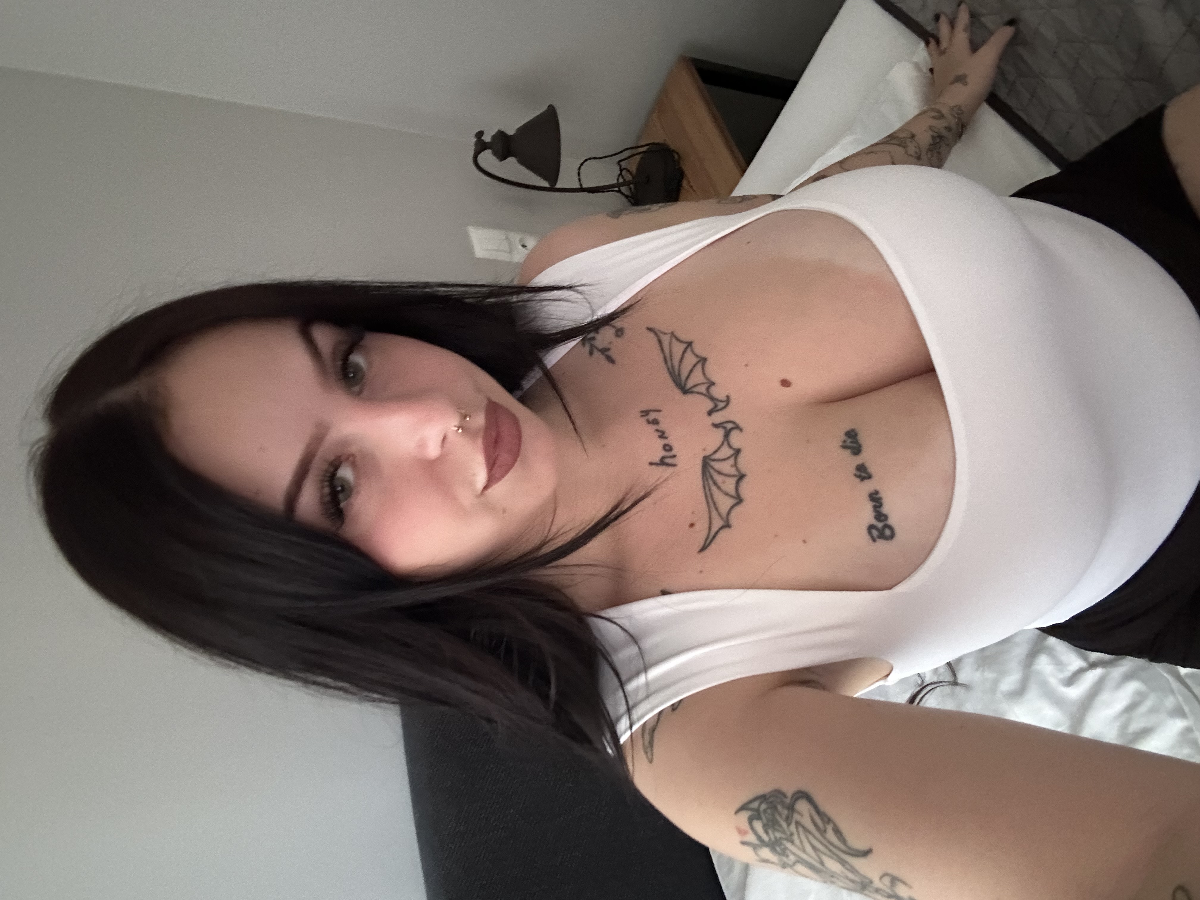 Klaudusia 💕 - Szybki lodzik i ostra masturbacja 💋🍒