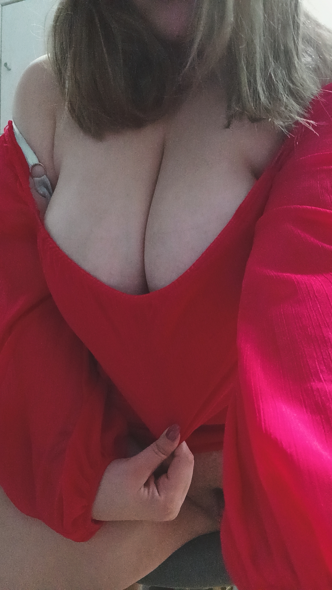 Tylkotwojasuka98 - 📱🤳🍒