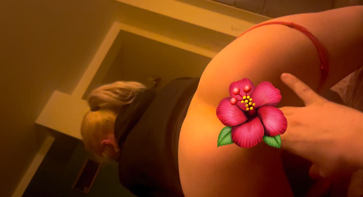 Skarbaby - Squirt od palcówki - close up