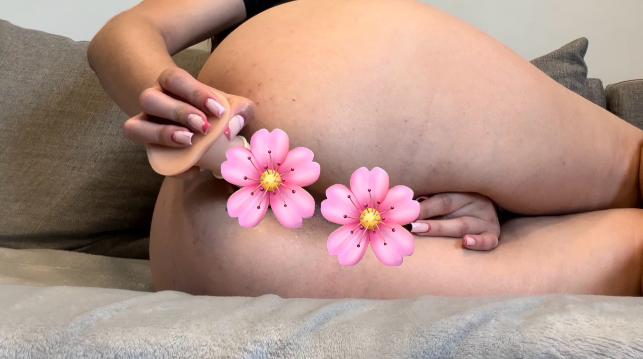 SweetAnnie - Anal z dużym dildo i orgazm!