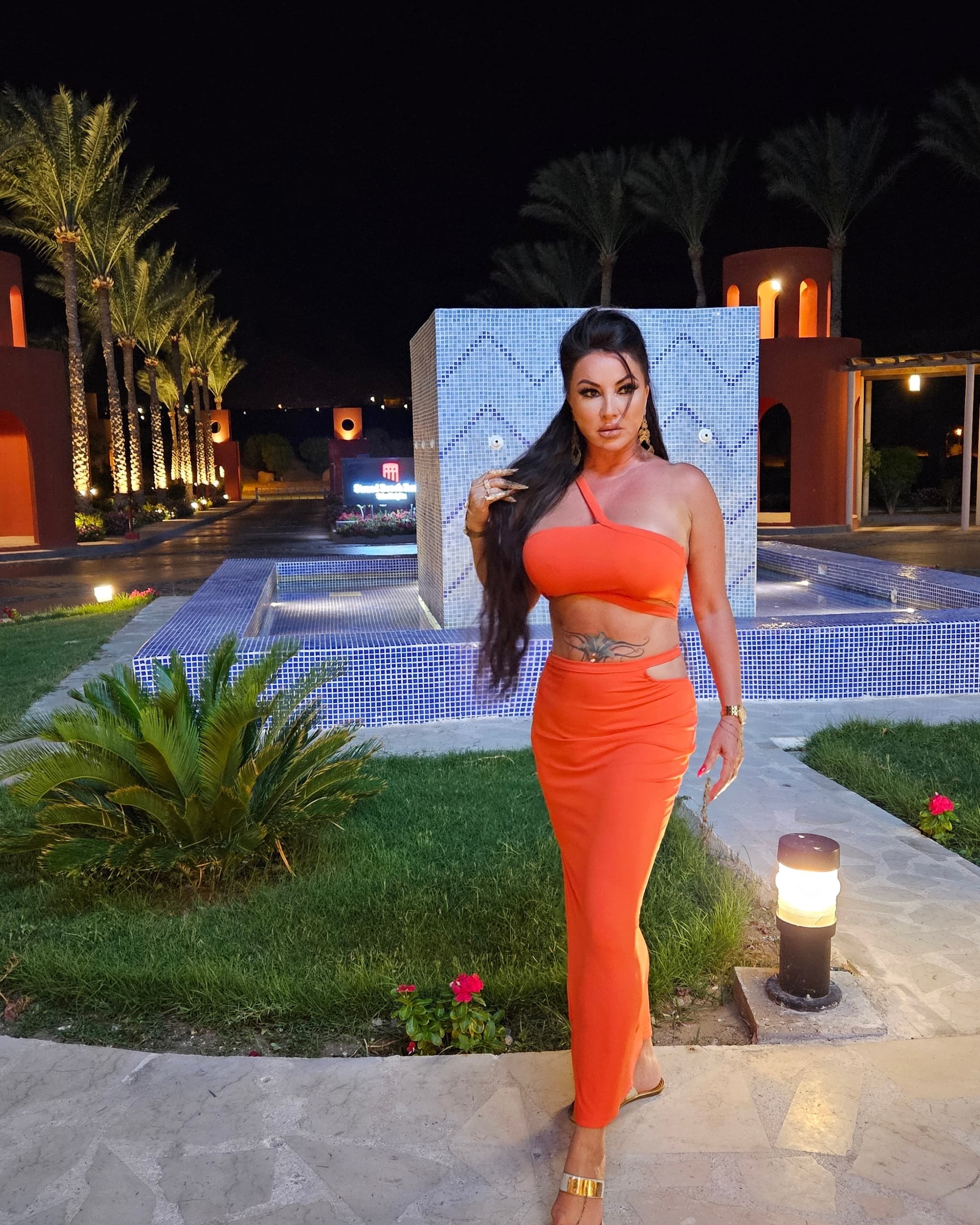 JuicyMilf - Sex w Hotelu w Egipcie 