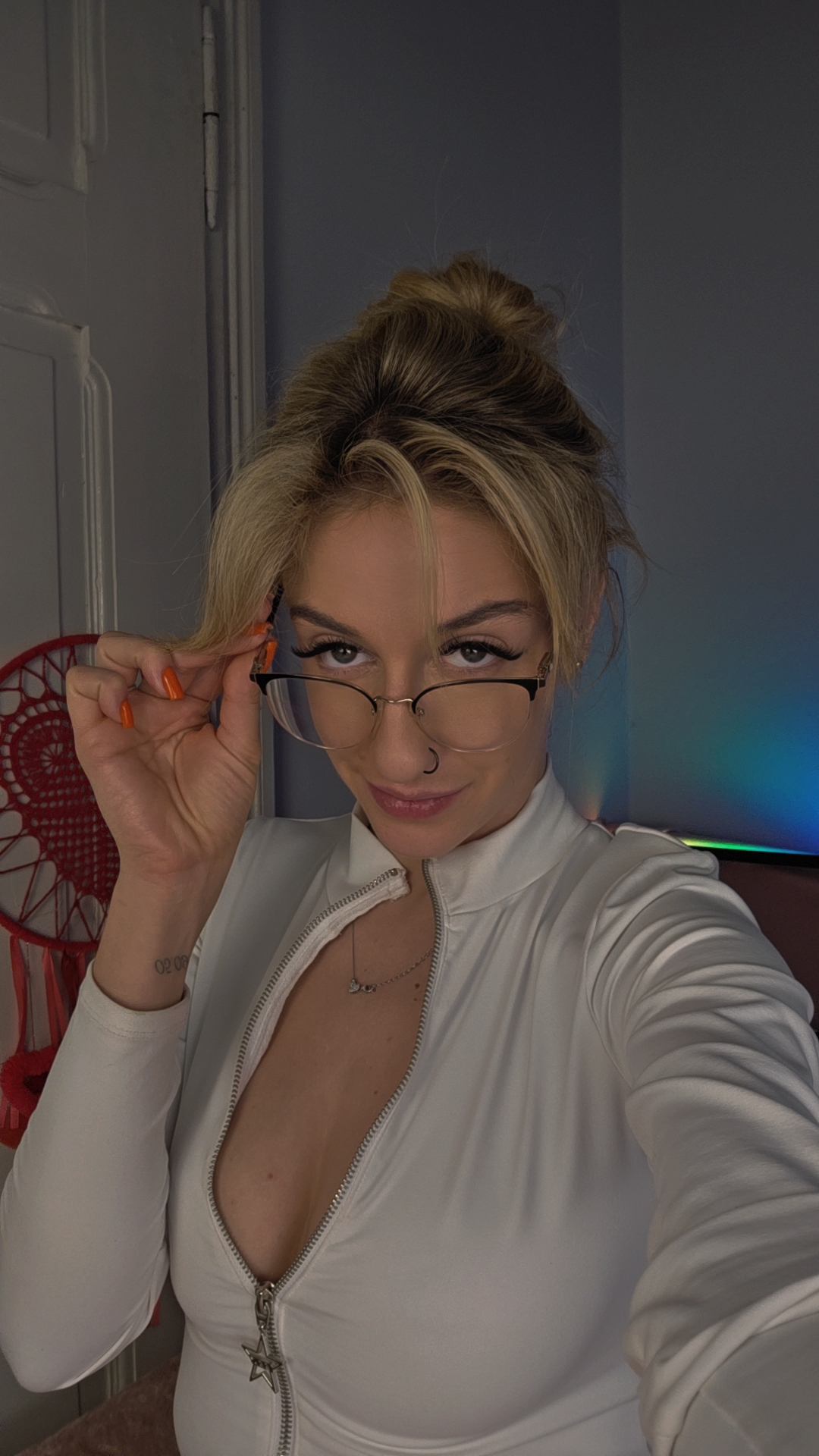 Lushcandyofficiall - Przyjemności w aucie 