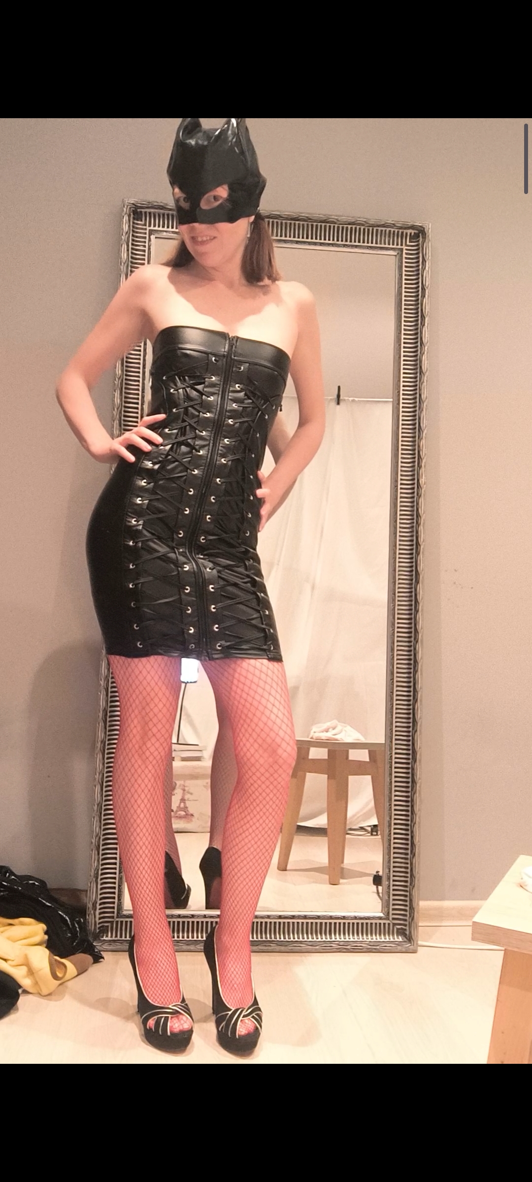 Deluluqueen - To dla Ciebie braciszku .. przebieranki