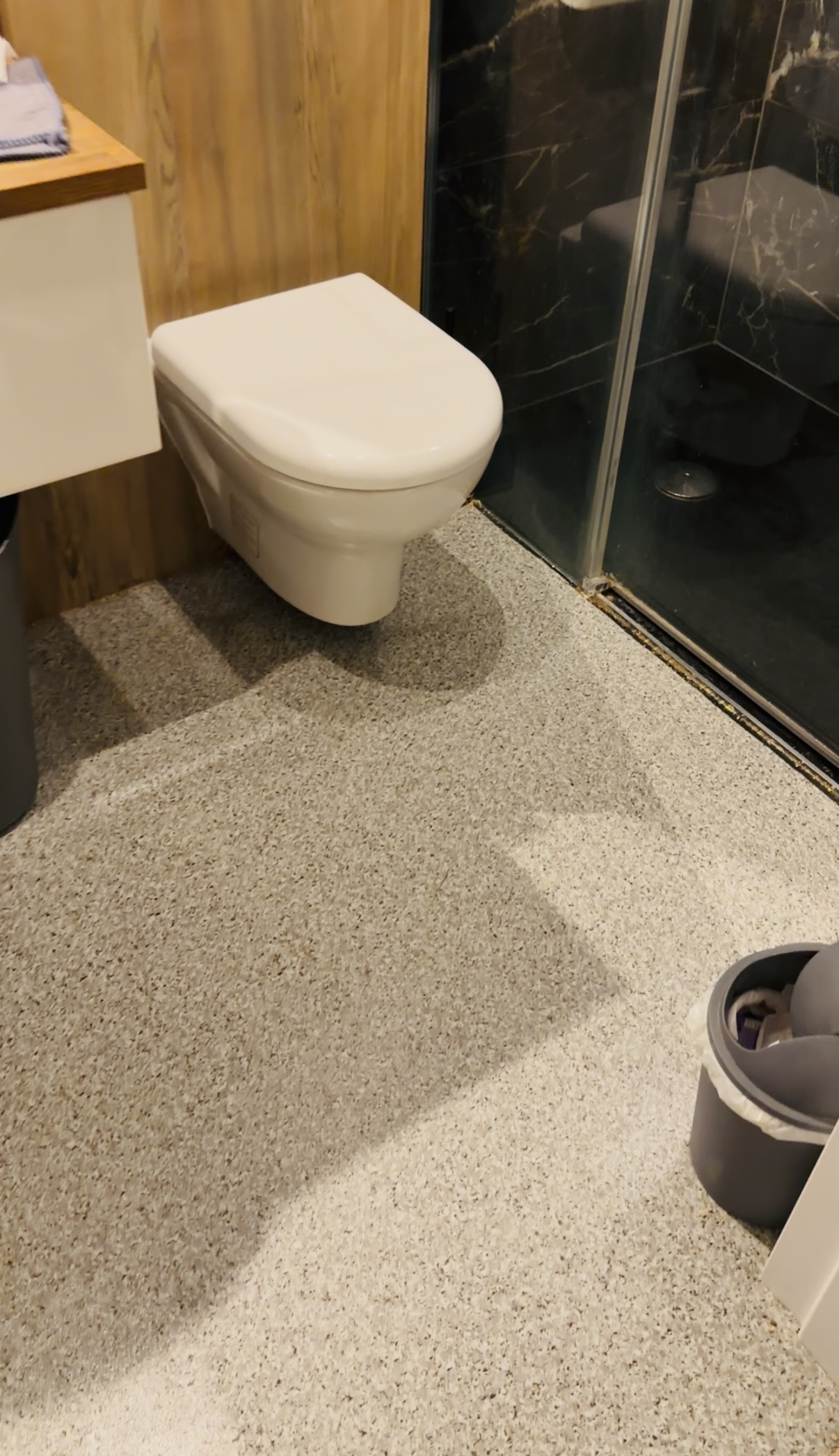 Keiiiti - Toaletowa dominacja- Liż WC