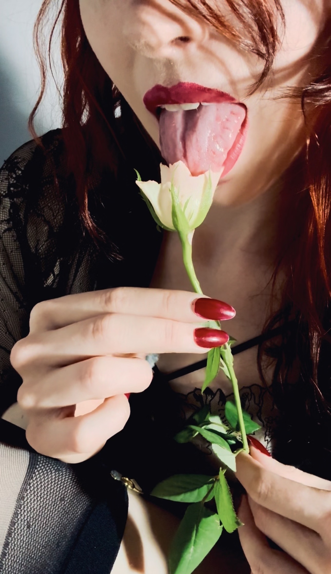 SparklingFoxy - 🦊Femme fatale pokazuje jak lubi się bawić 