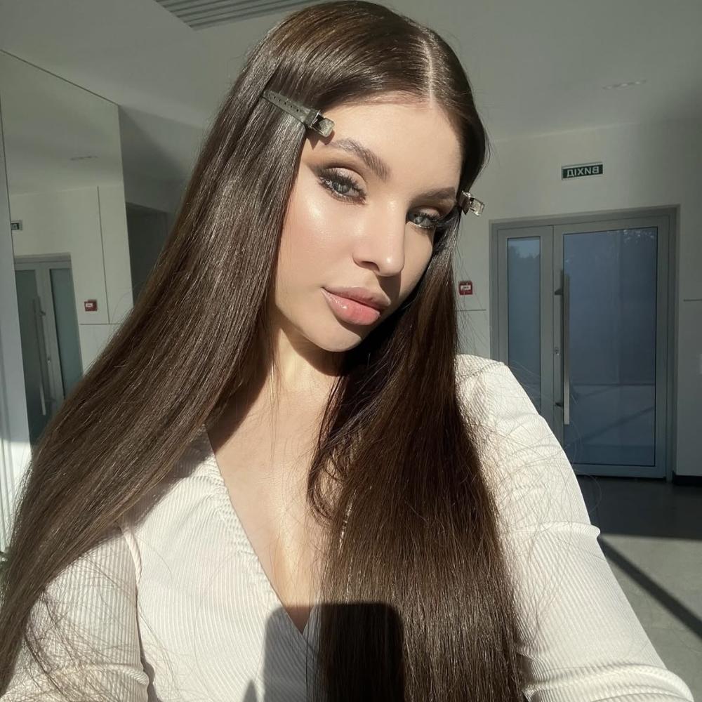 Hot18latka